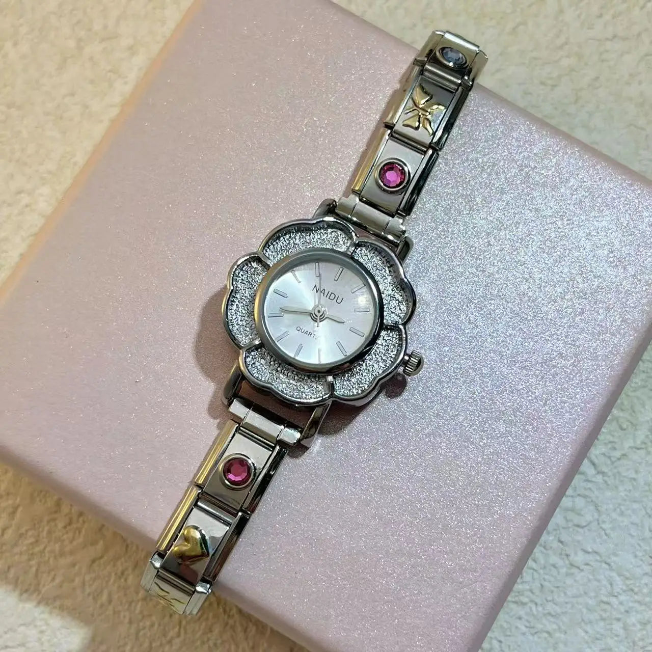 Women's Quartz Watches with Zirconia Flower Inlay Luxury Chic Design Stainless Steel Strap Party Birthday Gift for Her
