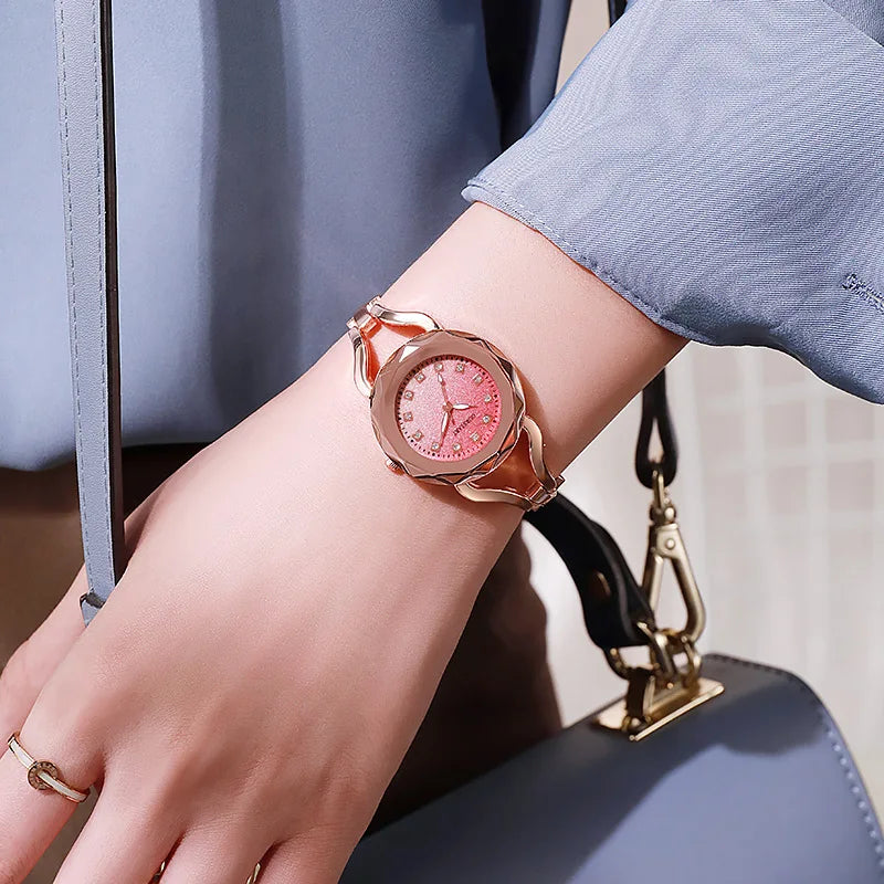 Gradient dial watches for women exude a sense of luxury and are a luxurious gift for ladieswatch