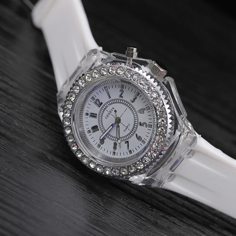 Fashion Promotion Luminous LED Light Men Quartz Watch Ladies Women Silicone Kids Wristwatch Feminino Relojes